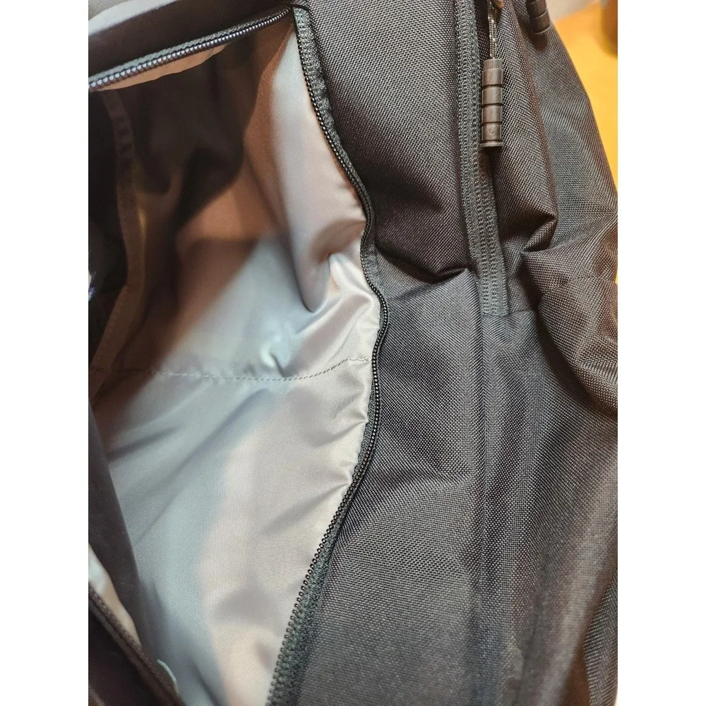 NWT Timbuk2 Parkside Eco Black Laptop Backpack Commuter Travel Work Bag logo